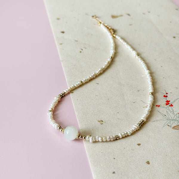 Dainty Freshwater Pearl & Hetian (Nephrite) Jade Necklace